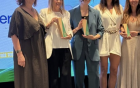 爱伯馨携手Nelixia荣获国际绿色美容大奖，共筑可持续供应链新标杆